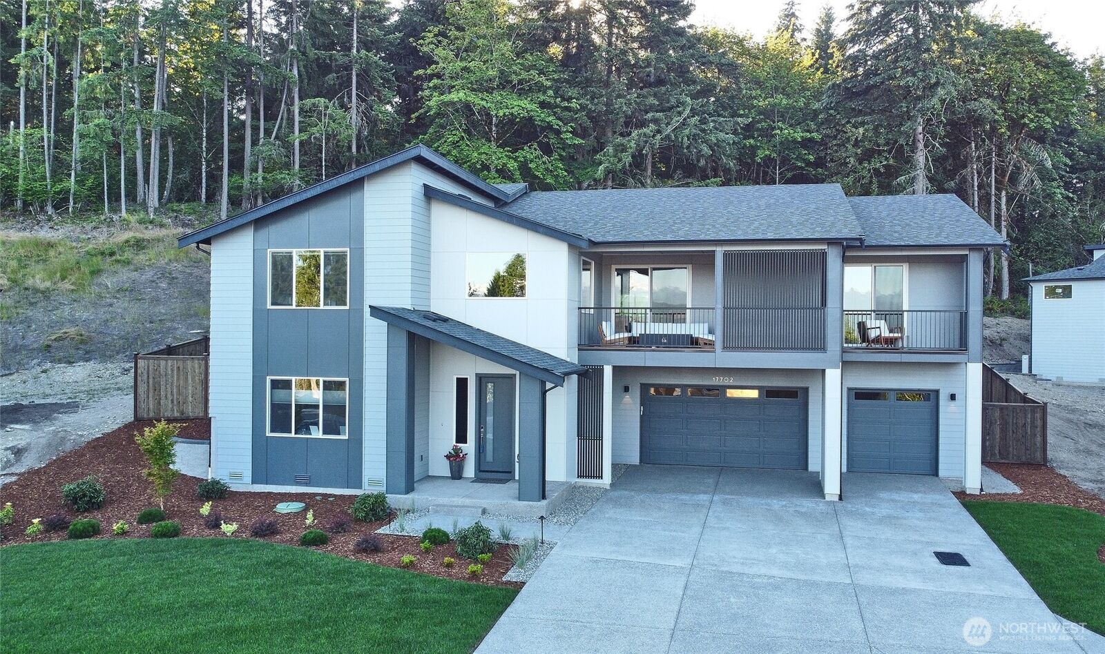 Property Photo:  17808  142nd Avenue E 8  WA 98374 