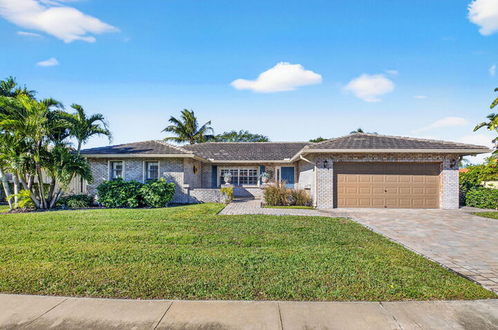 Property Photo:  21911 Satinwood Drive  FL 33428 