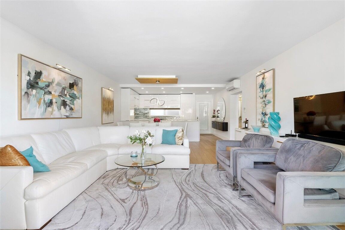 Property Photo:  180 Isle Of Venice Drive 131  FL 33301 