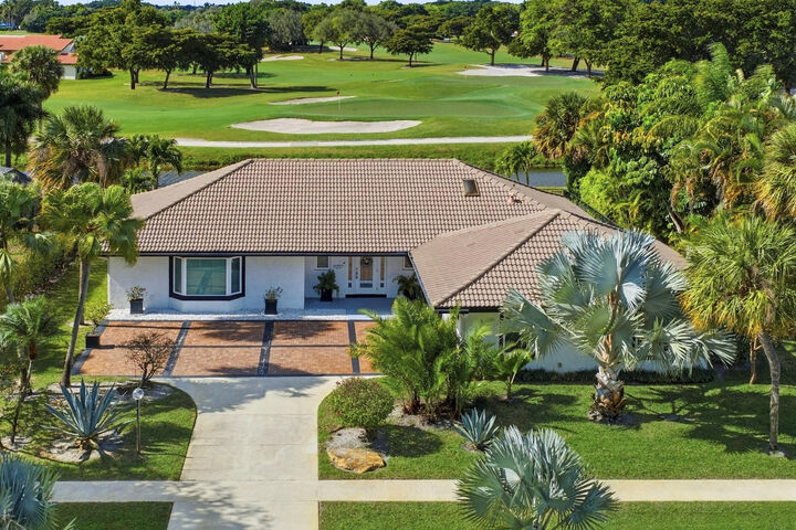 Property Photo:  11257 Wingfoot Drive  FL 33437 