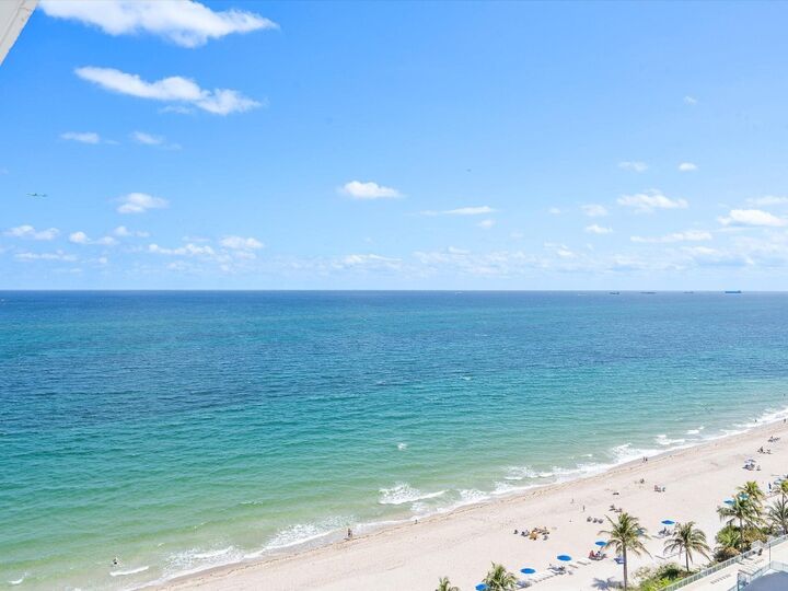 Property Photo:  4010 Galt Ocean Drive 1707-08  FL 33308 