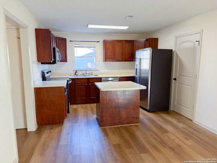 Property Photo:  409 Coughran Rd  TX 78064 