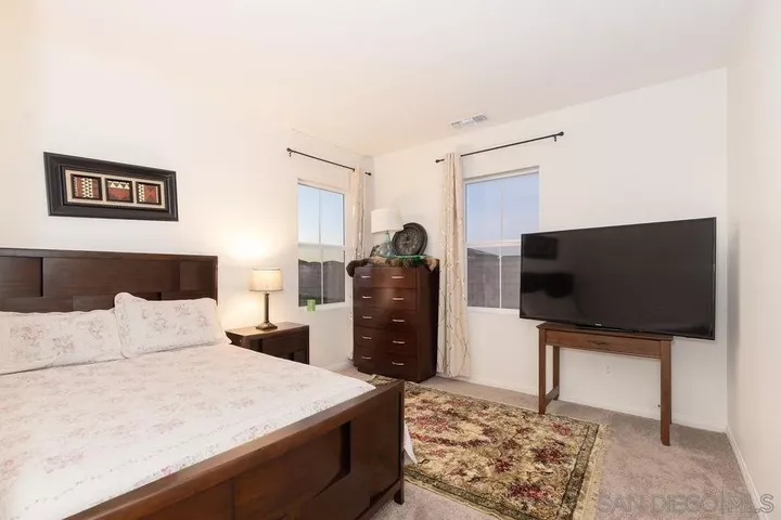 Property Photo:  27035 Kodiak Ct  CA 92585 