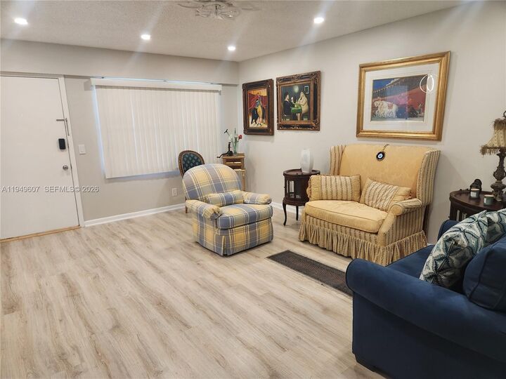 Property Photo: 13250 SW 7th Ct 412L FL 33027