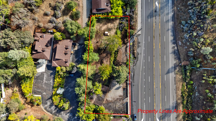 Property Photo: 3510 Eureka Way CA 96001