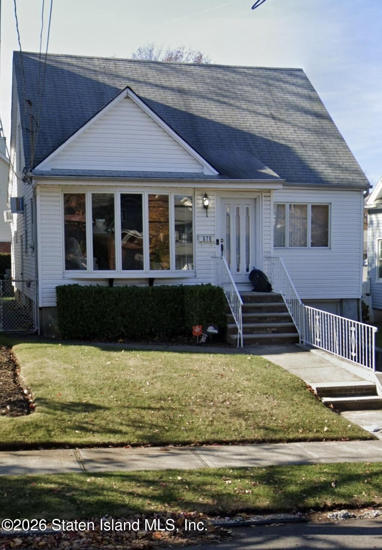 Property Photo:  678 Bement Avenue  NY 10310 