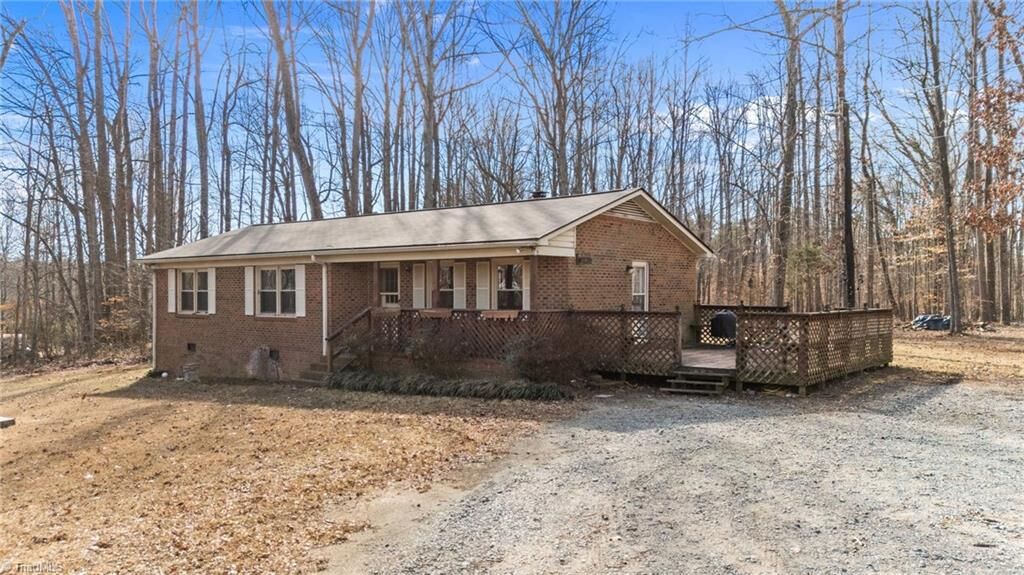 Property Photo: 2330 Alamance Church Road NC 27406