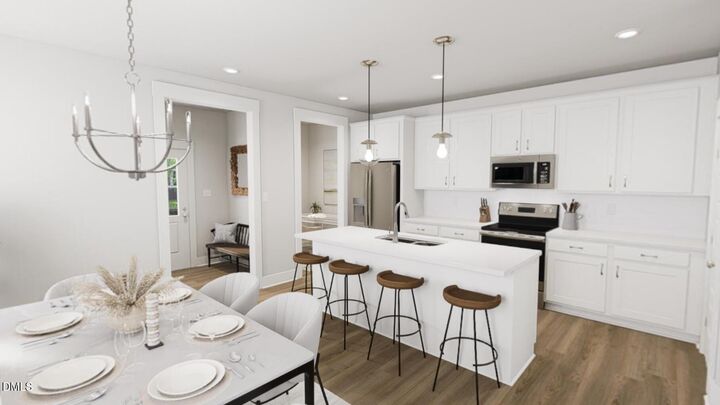 Property Photo:  354 Cottage Hl Way  NC 27604 