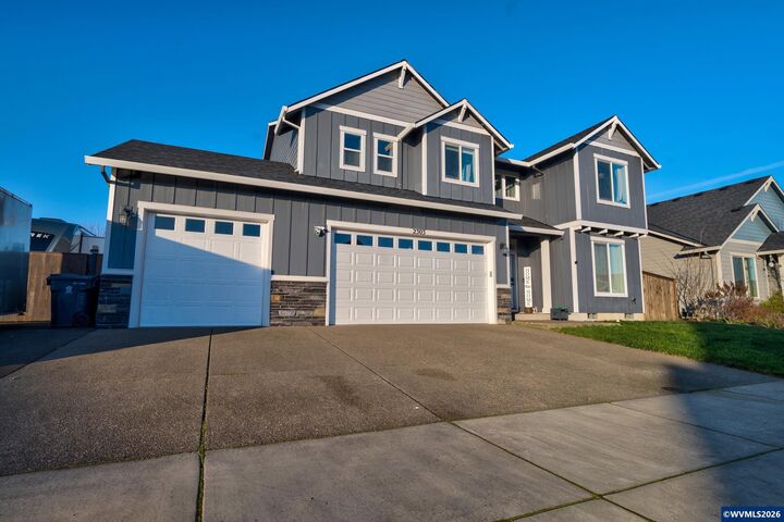 Property Photo:  2303 NE Deciduous Av  OR 97321 