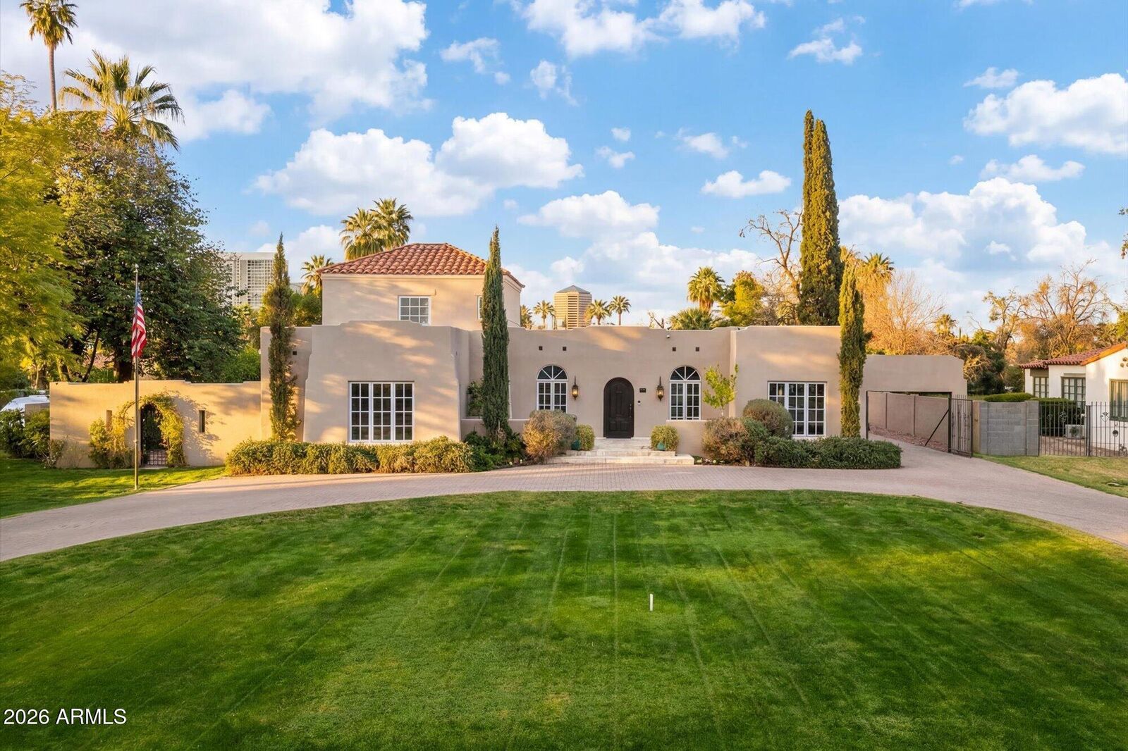 Property Photo:  118 E Palm Lane  AZ 85004 