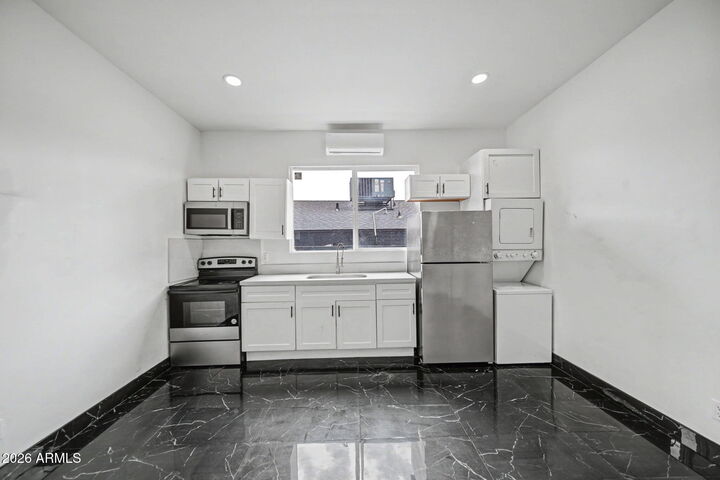 Property Photo: 4020 S 15th Street AZ 85040