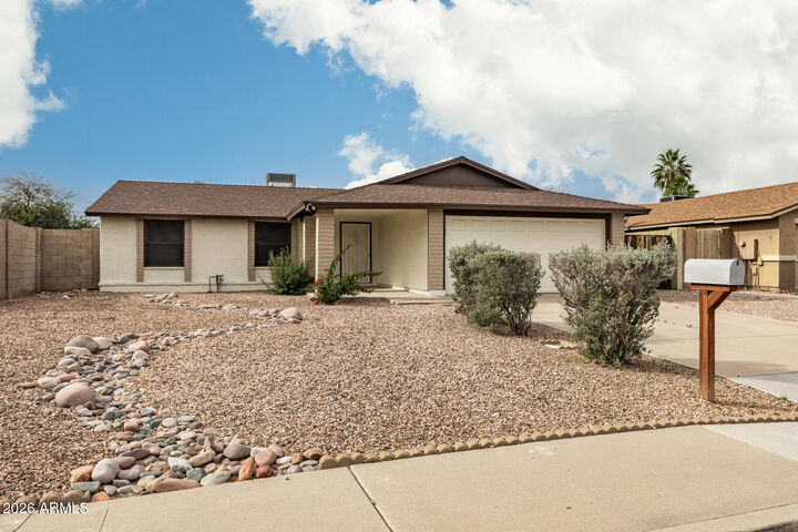 Property Photo:  2016 N Arrowhead Drive  AZ 85224 