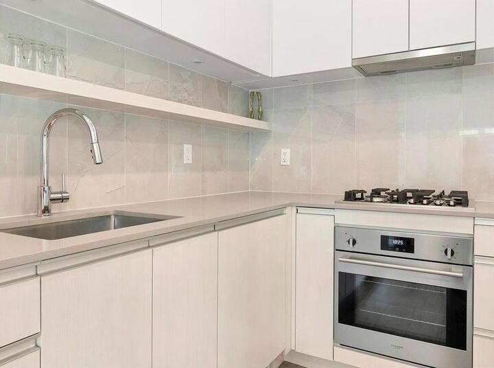 Property Photo:  14225 103A Avenue 202  BC V3T 0T4 