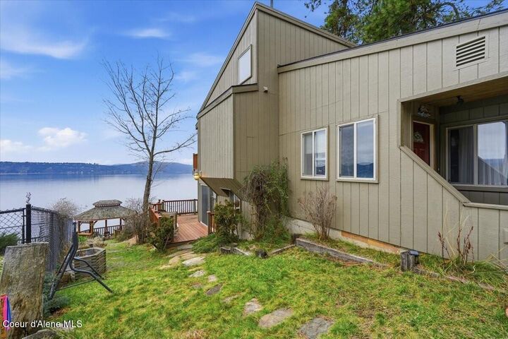 Property Photo:  2395 S Silver Beach Road  ID 83814 