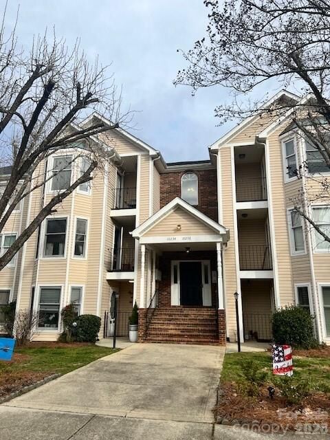 Property Photo: 10244 Rose Meadow Lane NC 28277