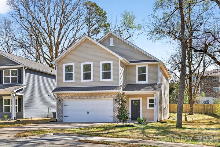 Property Photo:  539 Dawn Circle  NC 28213 