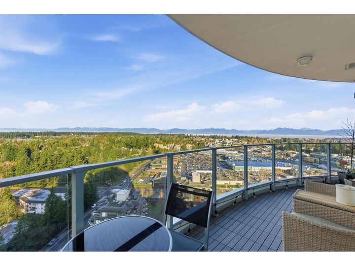 Property Photo:  1501 Foster Street 2001  BC V4B 0C3 