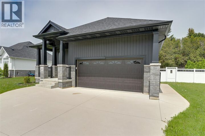 Property Photo: 41 Sleepy Meadow Drive ON N0P 1A0