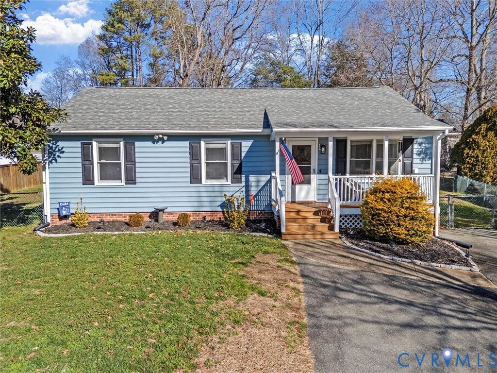 Property Photo: 4507 Parrish Branch Road VA 23112