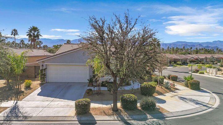 Property Photo:  84285 Tramonto Way  CA 92203 