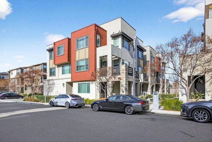 Property Photo:  5521 Gracen Way  CA 94568 