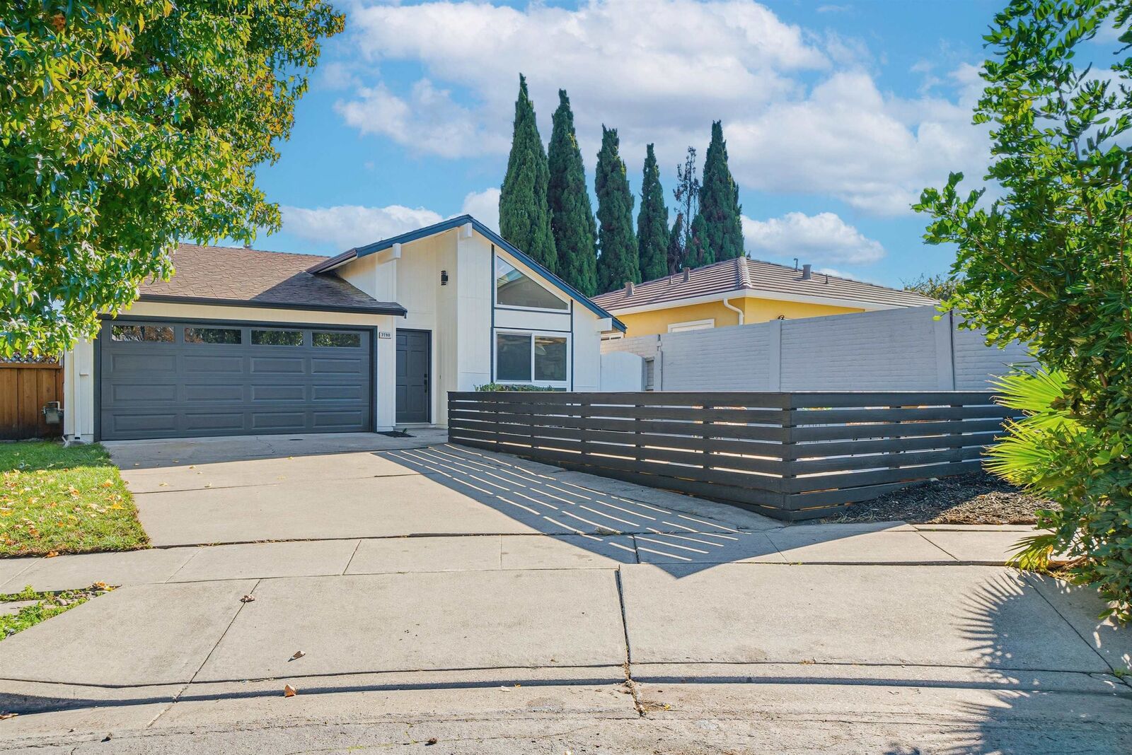 Property Photo: 3790 Ruskin Pl CA 94536