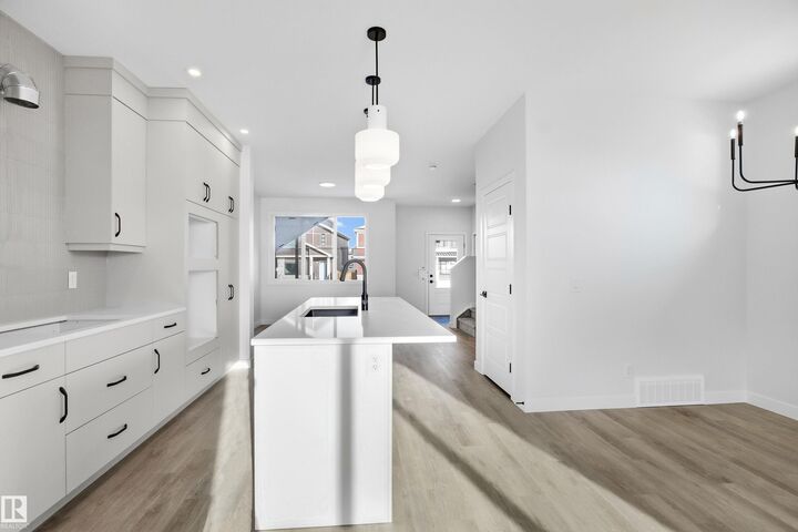 Photo de la propriété: 679 Orchards Boulevard SW AB T6X 3C1