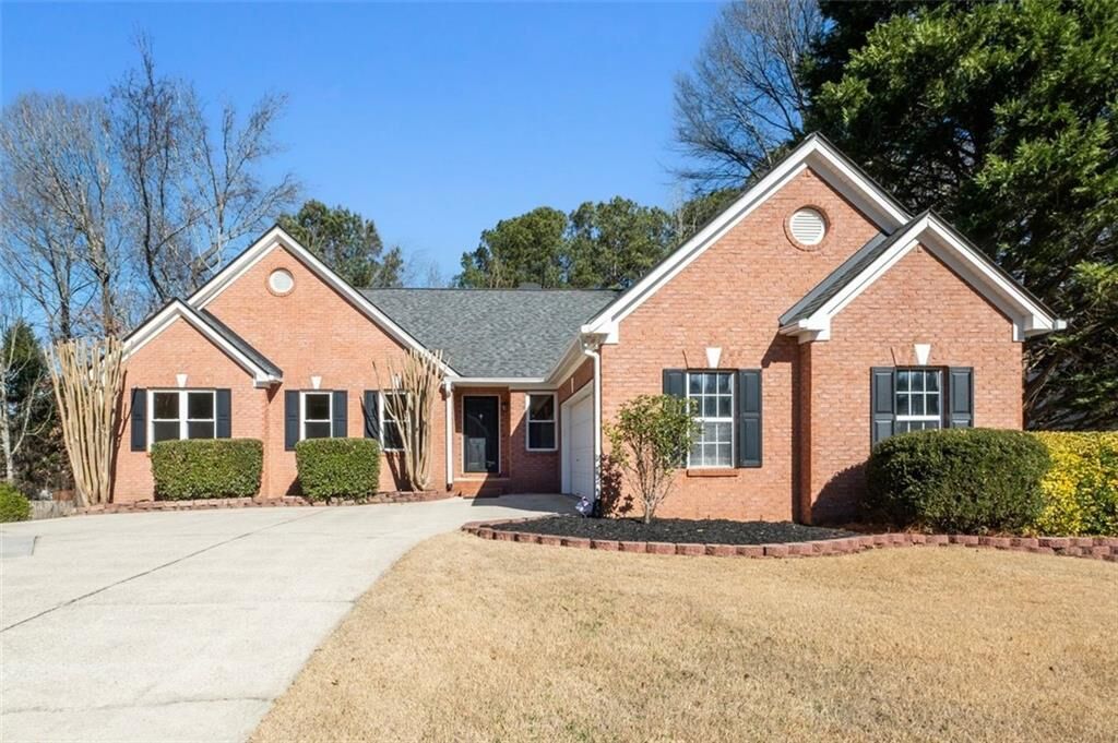 Property Photo:  1820 Heatherton Road  GA 30019 