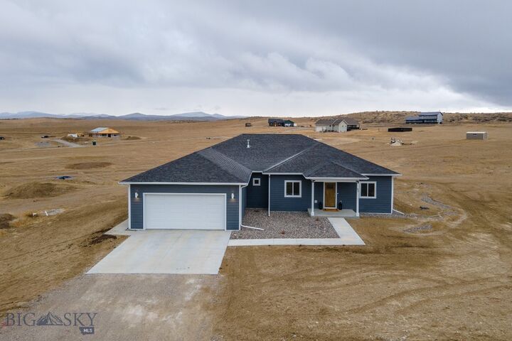 Property Photo: 20 Hollowtop Trl MT 59752