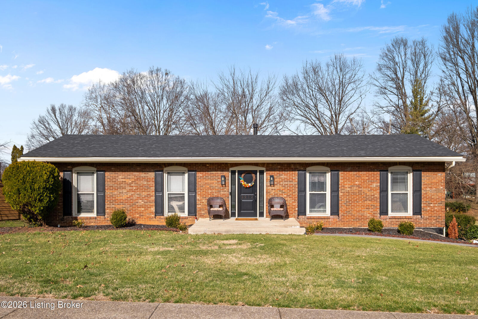 Property Photo:  3212 Summerfield Dr  KY 40220 