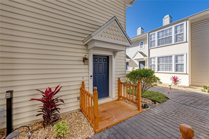 Property Photo:  307 S Bungalow Park Avenue B  FL 33609 