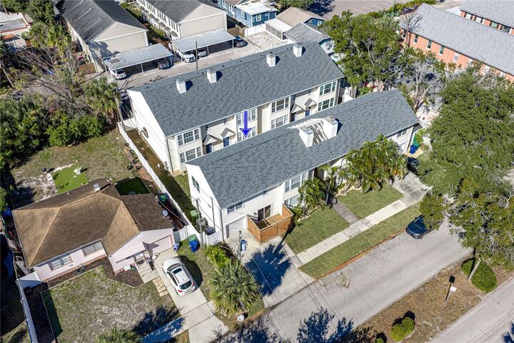 Property Photo: 307 S Bungalow Park Avenue B FL 33609