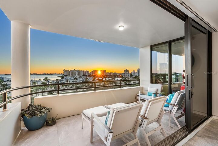 Property Photo:  1255 N Gulfstream Avenue 607  FL 34236 