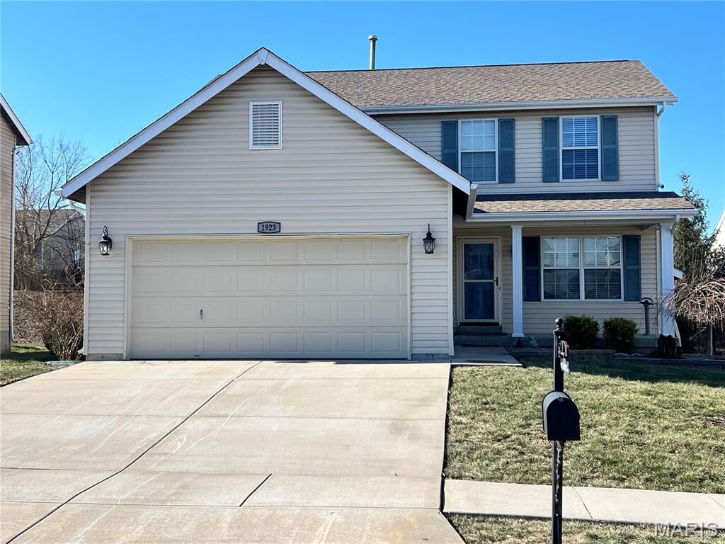 Property Photo:  1923 Briarfield Drive  MO 63367 