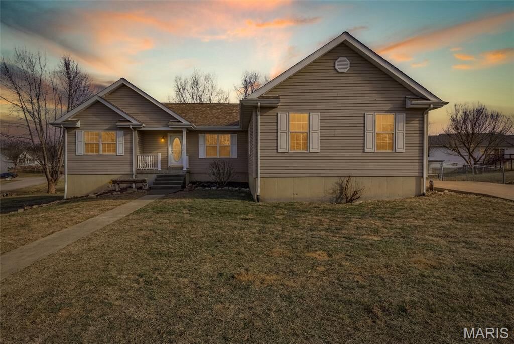 Property Photo:  61 Swan Lane  MO 63640 