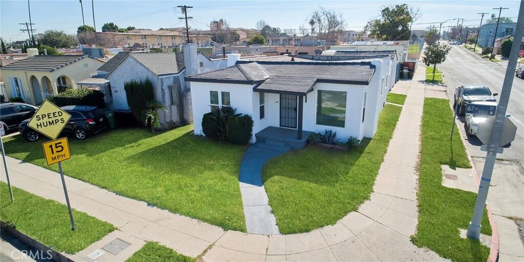 Property Photo:  1960 W 67th  CA 90047 