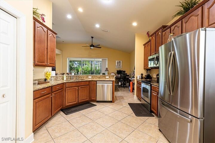 Property Photo:  1674 Serrano Circle  FL 34105 