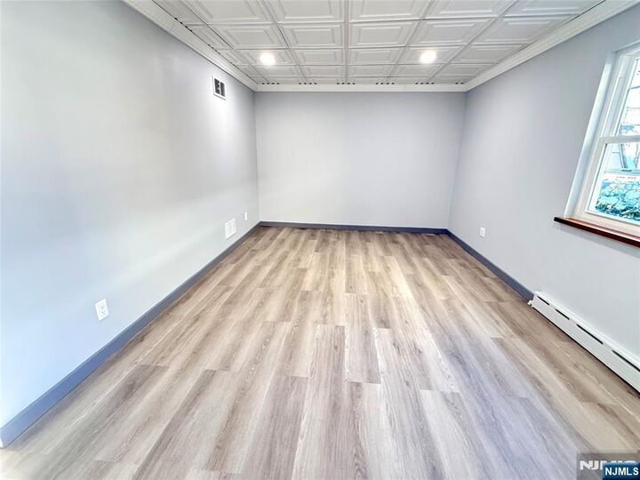 Property Photo:  85 Midland Avenue 1  NJ 07057 