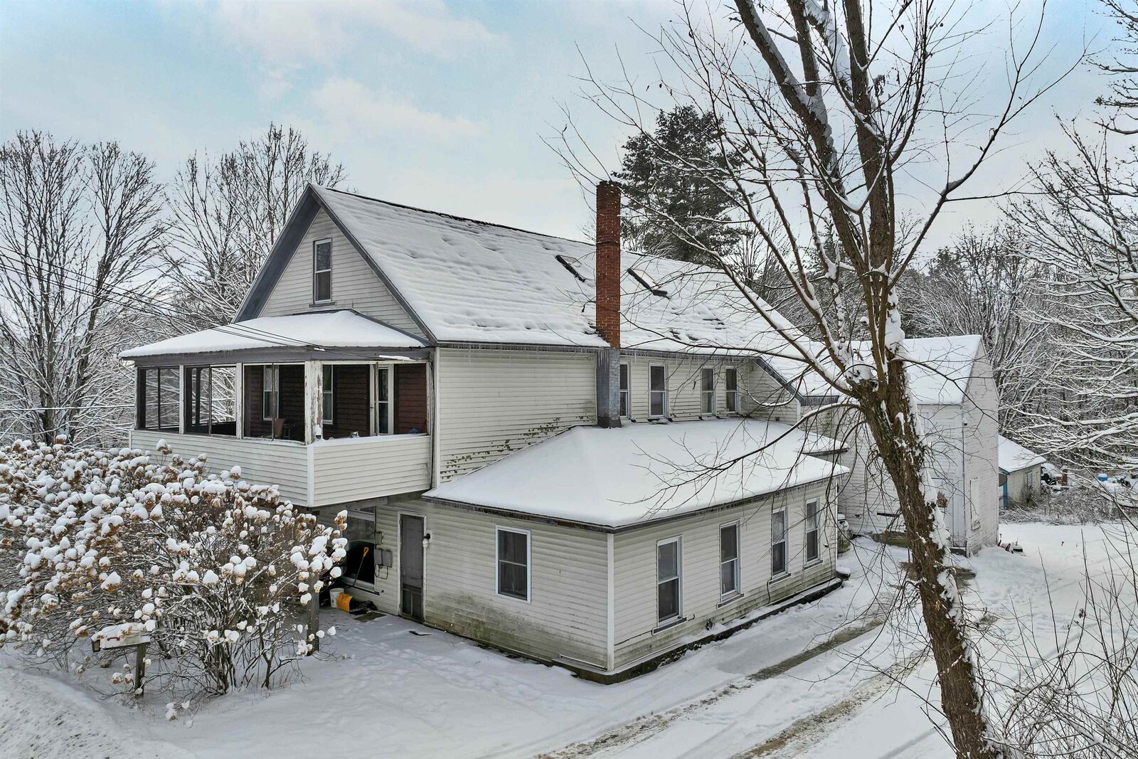 Property Photo:  11 White Plains Road  NH 03303 