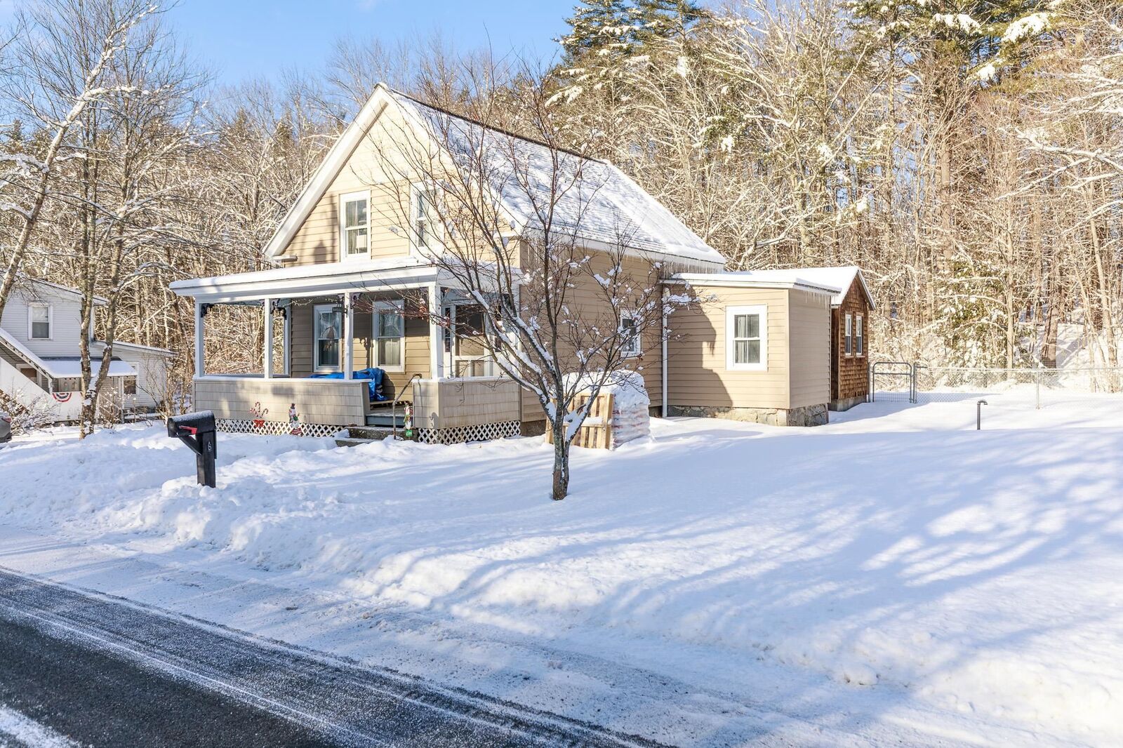 Property Photo:  6 Webber Hill Road  NH 03446 