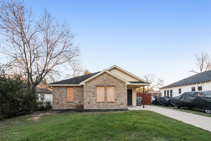 Property Photo:  1410 Georgia Avenue  TX 75216 