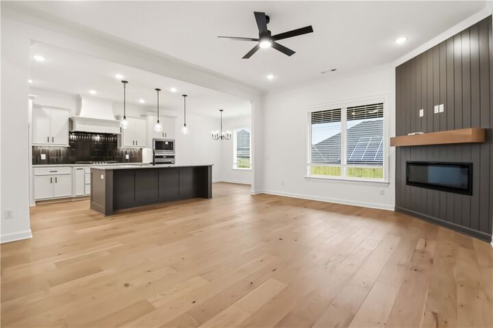 Property Photo: 1512 Lookout Lane AR 72718