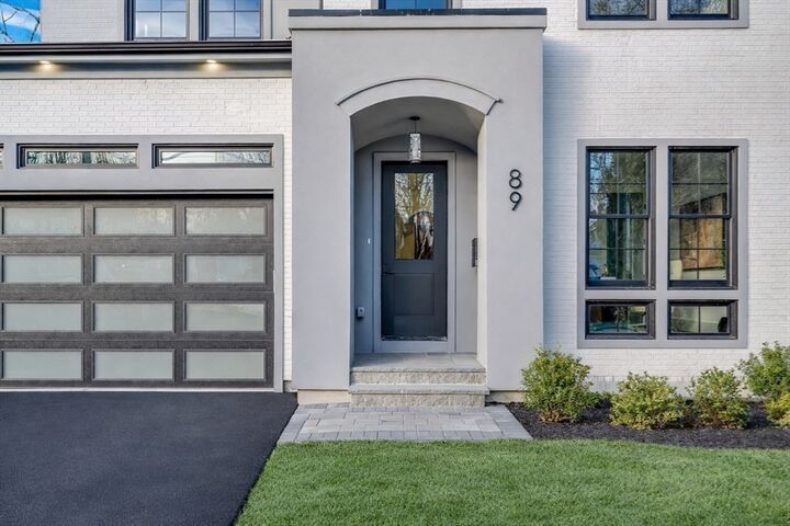 Property Photo:  89 Parker Ave  MA 02461 