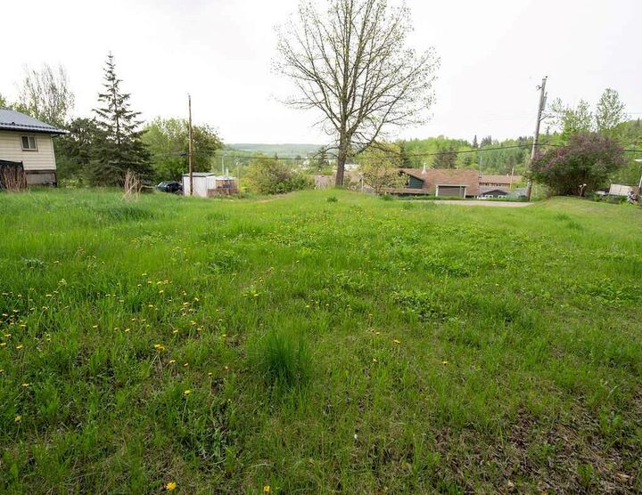 Property Photo: 4912 59 Street AB T9S 1L6