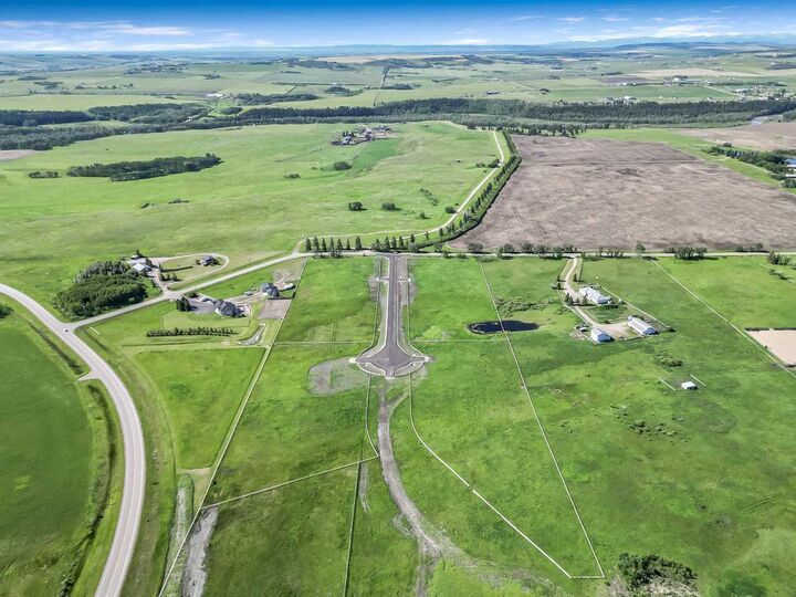 Property Photo: 338165 Hwy 549 W Lot1 Block 5 AB T1S 2Z3