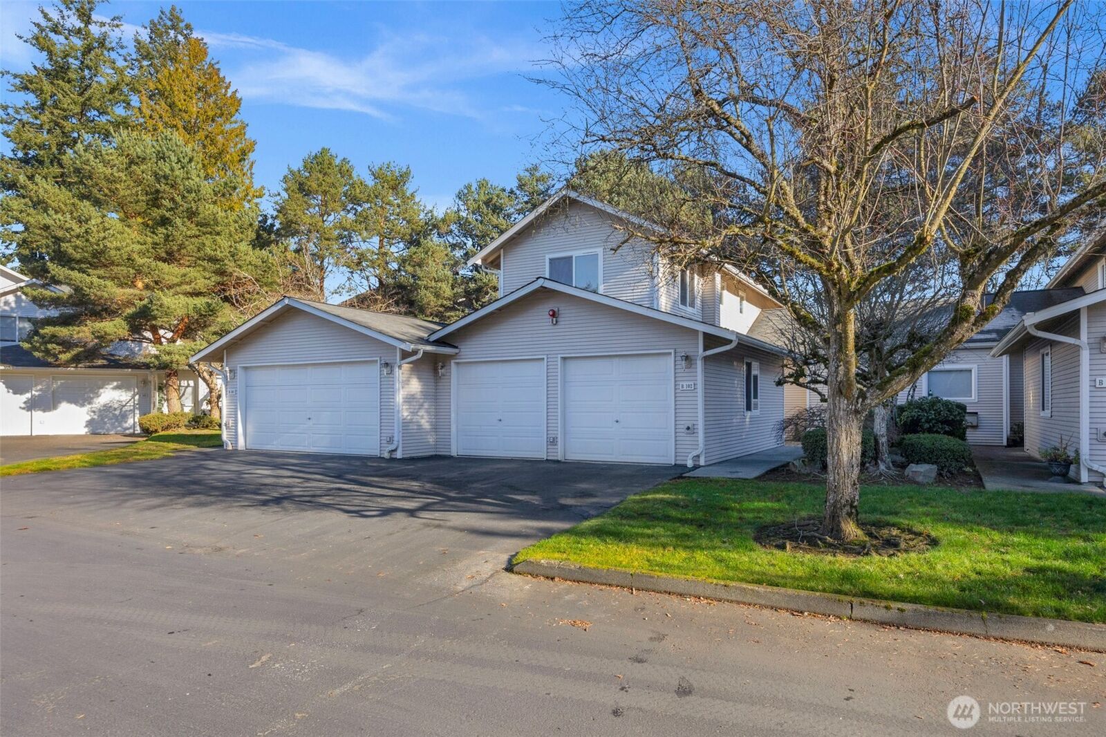 Property Photo:  217  112th Street SW B102  WA 98204 