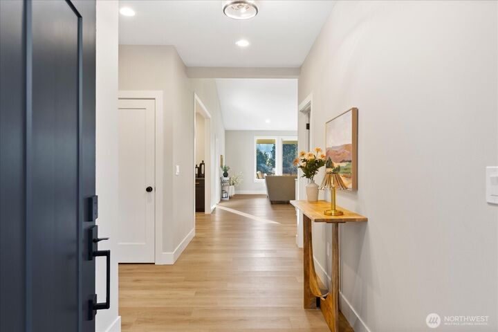 Property Photo:  7409  142 Drive SE  WA 98290 