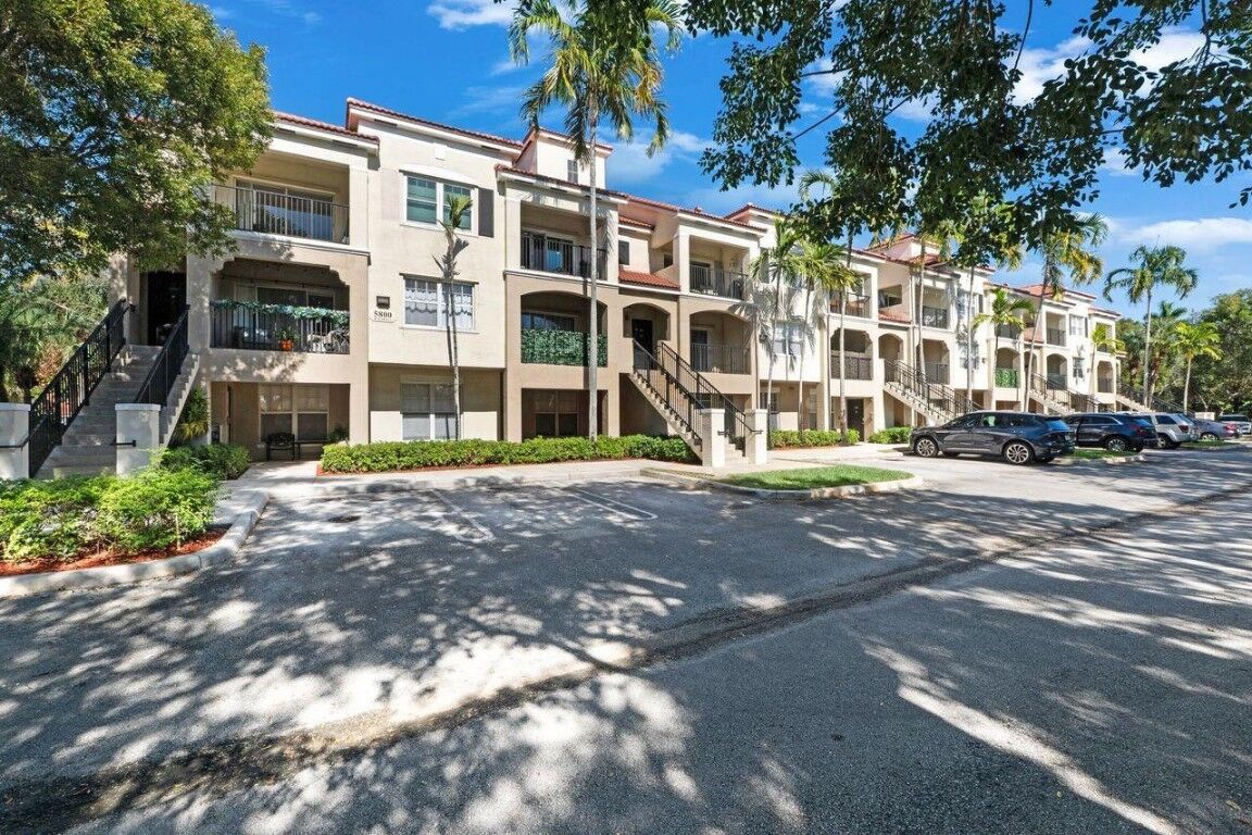 Property Photo:  5800 W Sample Road 102  FL 33067 