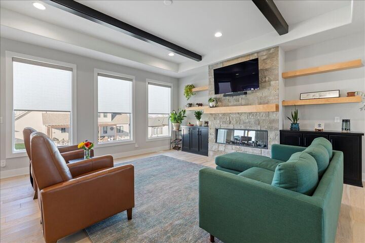 Property Photo: 6518 S 208 Avenue NE 68022