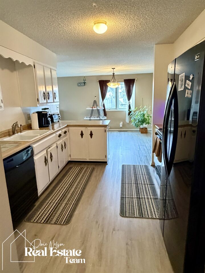 Property Photo:  1049 Cardiff  WY 82609 